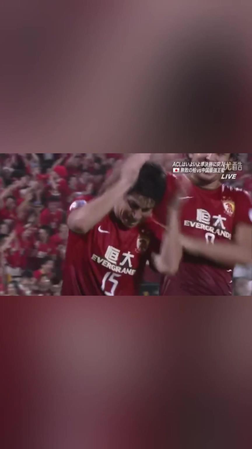 孔卡防守门线解围!进攻轰无解世界波!让日本解说陷入死寂! 孔卡防守门线解围!进攻轰无解世界波!让日本解说陷入死寂!