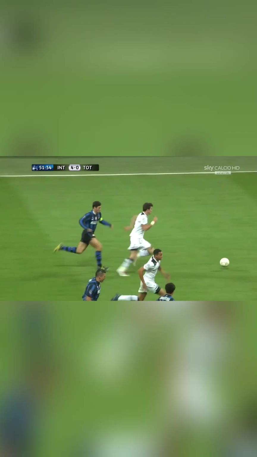 无人能挡！贝尔这球让麦孔和萨内蒂成背景板！