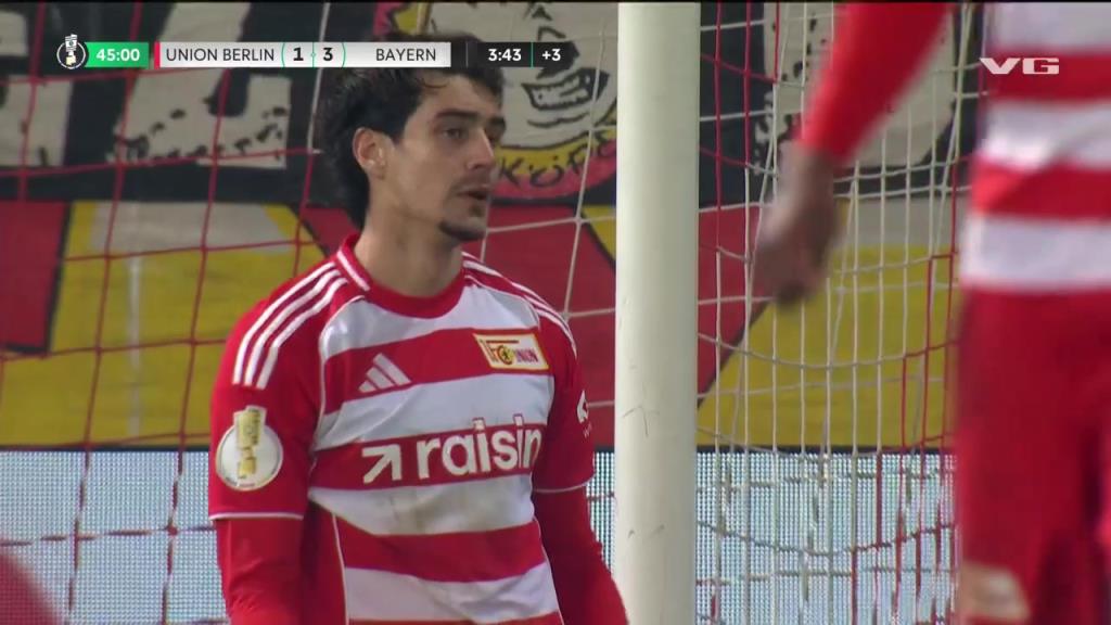 拜仁3-1柏林联合!奥利塞定位球开出,莱特头球自摆乌龙!