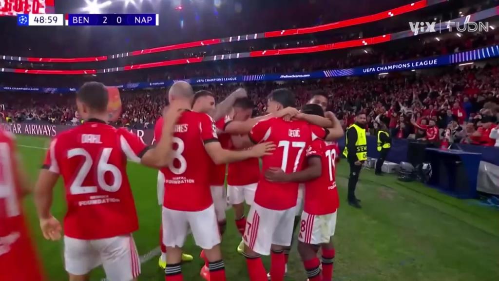 本菲卡2-0领先那不勒斯!里奥斯横传巴列罗巧妙脚后跟破门!