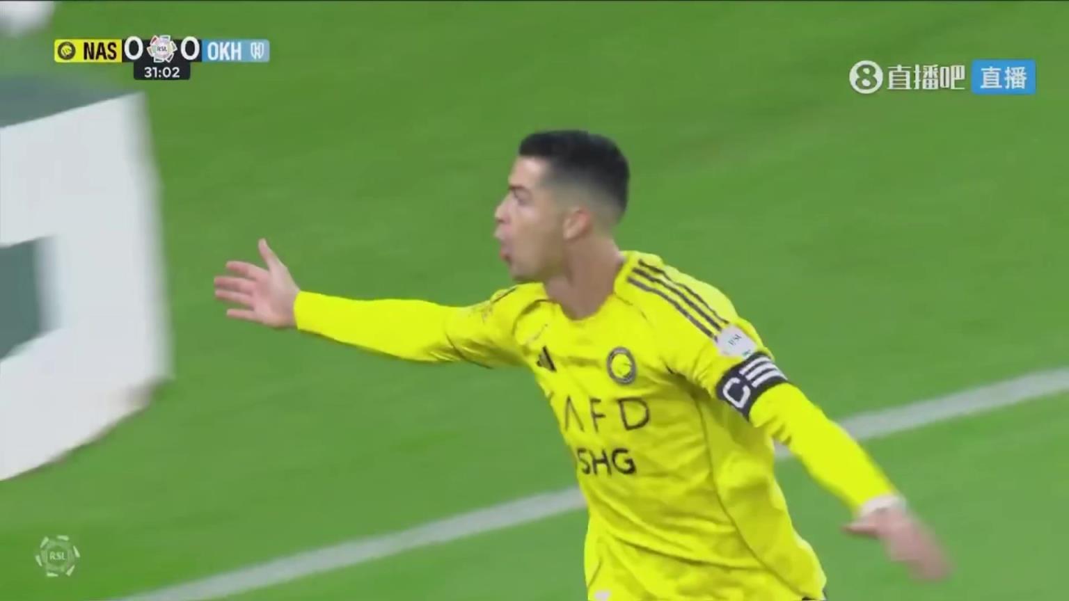 頂級門前嗅覺！C羅後點搶點破門，1300場裏程碑打入第955球