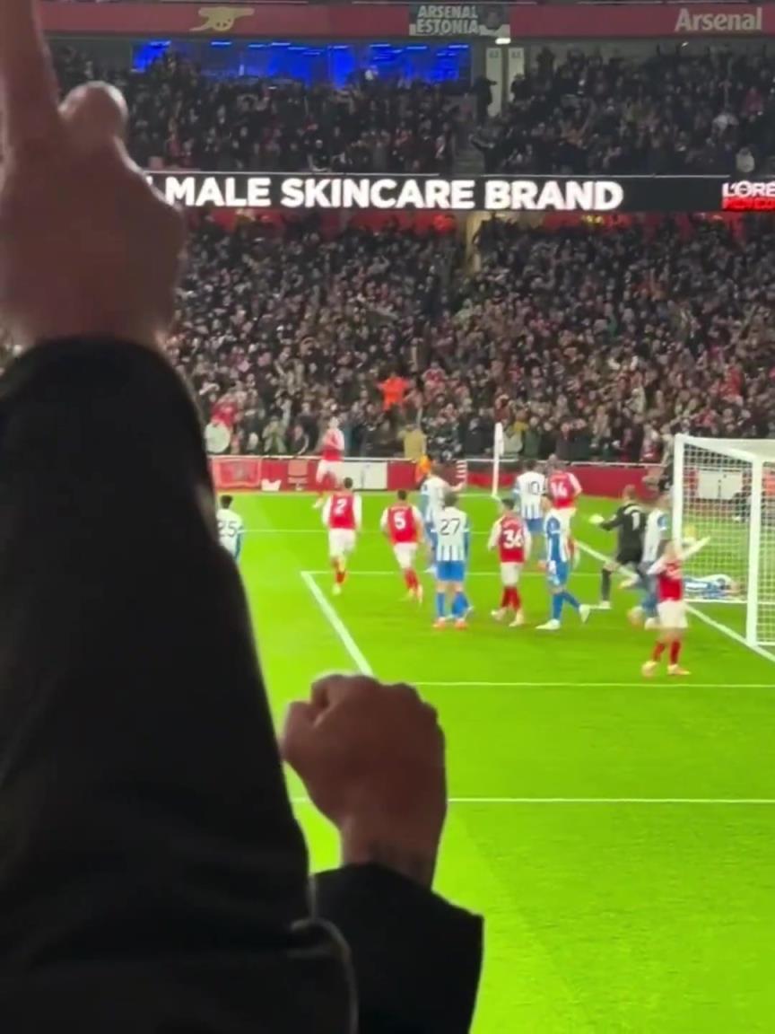 近4场造4个乌龙！阿森纳2-1布莱顿，继续以2分优势领跑英超积分榜