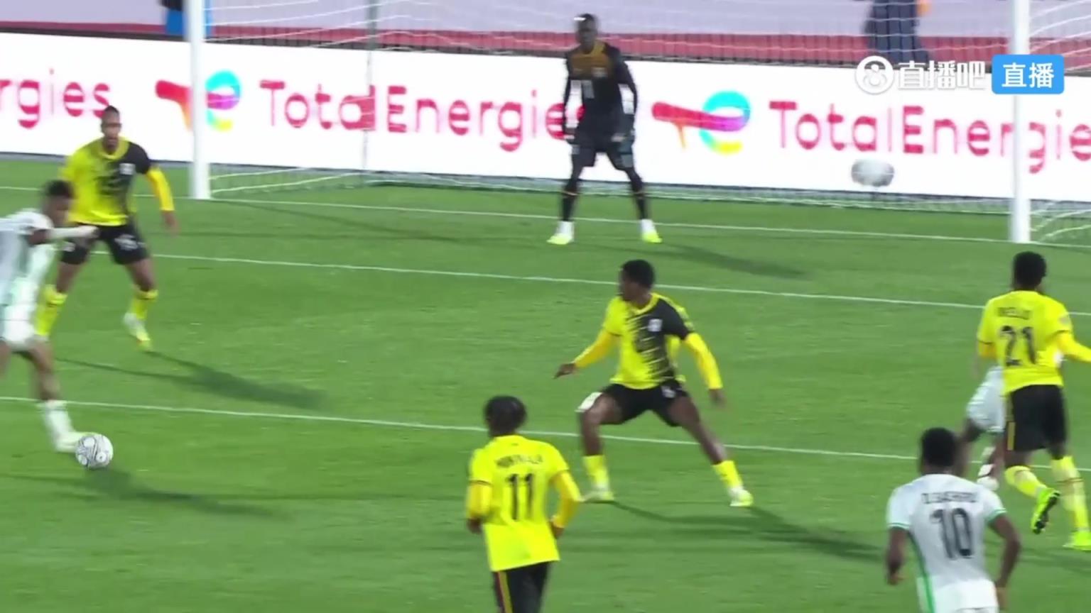 尼日利亚再下一城!奥涅迪卡带球禁区内推射破门! 尼日利亚再下一城!奥涅迪卡带球禁区内推射破门!