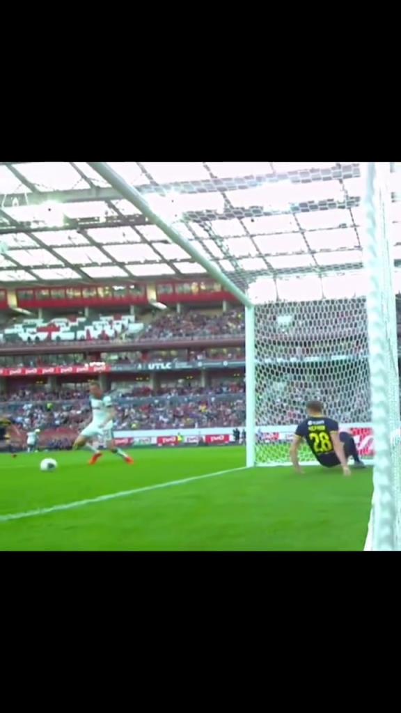 極限堵?lián)屟郏∧切╅T線前大心臟的解圍！