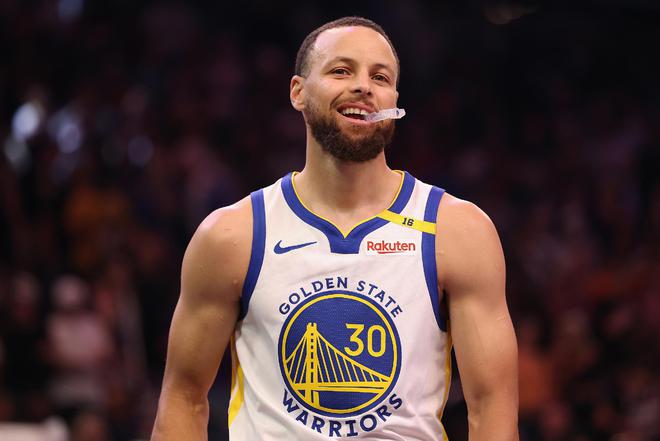 25-26赛季NBA不少于15名球员薪资超5000万美元，库里5961万居首