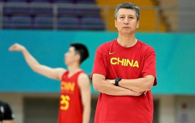 男籃國家隊(duì)再次將林葳、孫銘徽拒之門外，郭士強(qiáng)指導(dǎo)真的錯(cuò)了嗎？