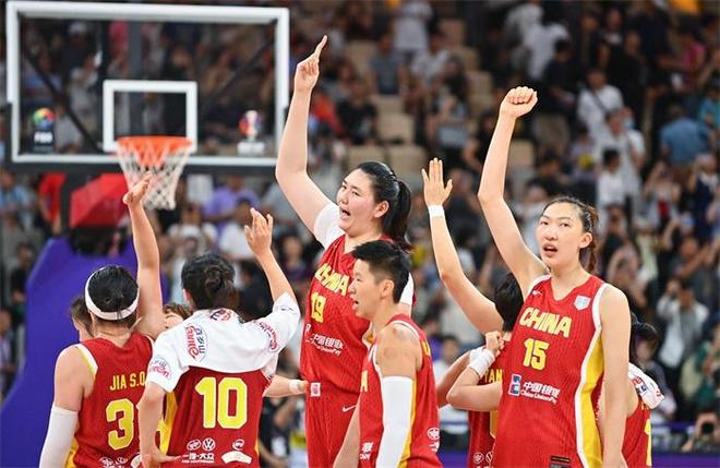51分+22分，2場大勝73分！中國女籃仍暴露3大短板，一點最難改進