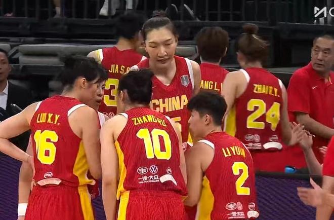 中国女篮22分大胜韩国，张子宇14分钟18+4，韩旭18+12豪取两双！