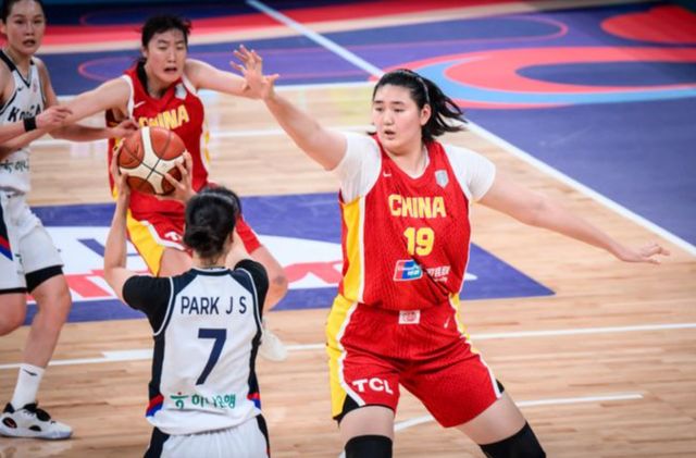 中國(guó)女籃22分大勝韓國(guó)，張子宇一數(shù)據(jù)讓人驚嘆但卻不是主力中鋒