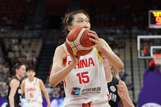 輕松寫意韓旭6投5中貢獻(xiàn)10分5板1助1帽0失誤 正負(fù)值+9