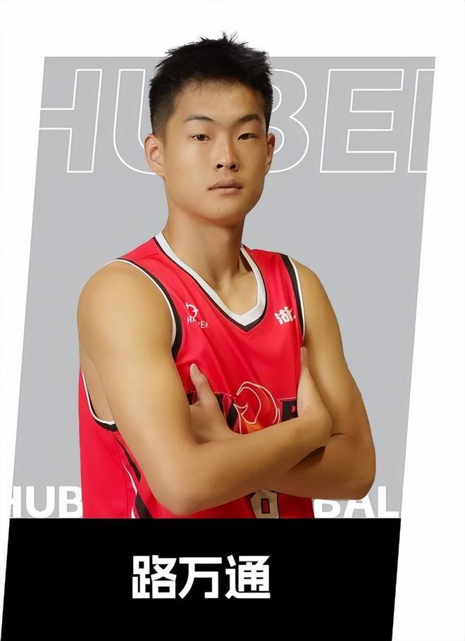 NBL賽場驚現(xiàn)新星：19歲小將20+7+9率隊(duì)逆襲，CBA未來可期