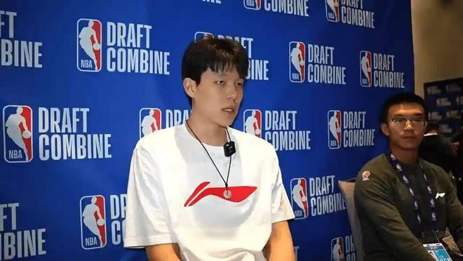 比较NBA和CBA的训练量！杨瀚森一番话，说得刘维伟心花怒放