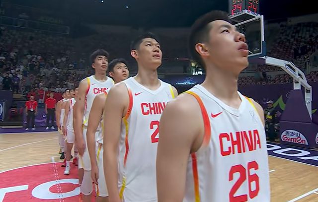 中国男篮大胜约旦进八强！球员评价：5人满分，1人及格，3人拉胯