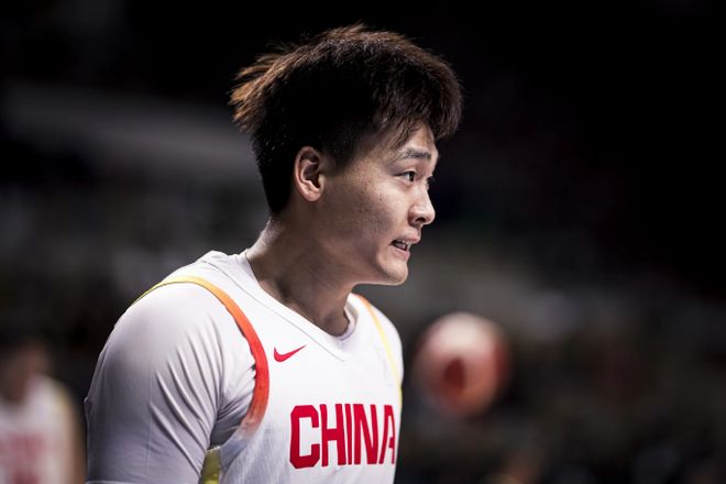 趙睿24+6頭號功臣：一度膝蓋受傷驚魂 末節11分連中製勝球