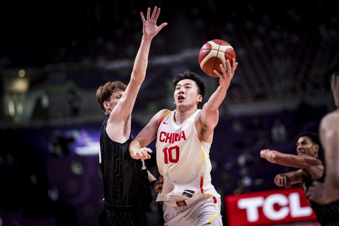 王俊傑5戰全上雙：轟14+6全隊第二高分 首次亞洲杯就進決賽太幸運