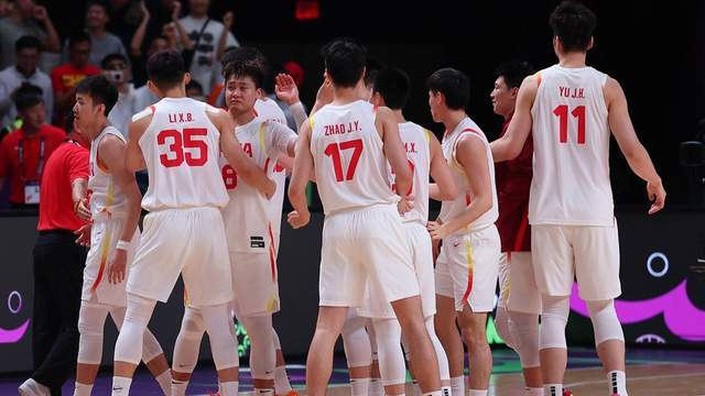 46%，90%，11-0，郭士強12人輪換榨幹新西蘭，趙睿率隊衝擊金牌