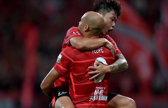 一场4：1大胜之后 名嘴黄健翔点出蓉城最大短板 争冠前景不乐观
