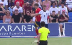 半場遭犯規(guī)10次！15歲道曼跨級代表U19英格蘭出戰(zhàn)，拿球就被放翻