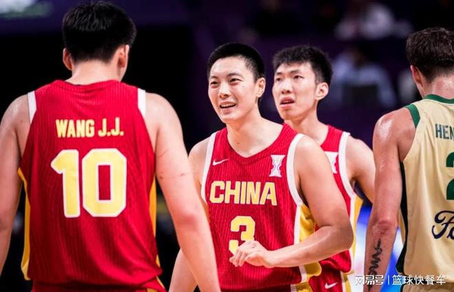 把澳大利亚逐出亚洲？中国男篮为何该第一个反对：理由有3个！