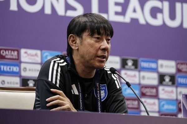 申台龙：我们一定要赢得与申花的比赛，我们会全力以赴