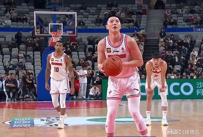 恭喜杜鋒！CBA“暴力分衛(wèi)”正式加盟，這可是廣東隊的老大！
