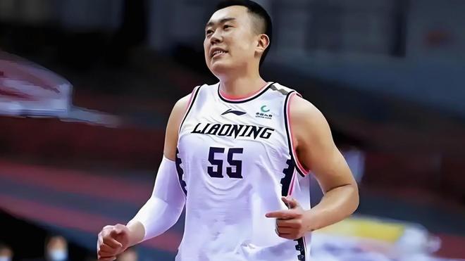 CBA 老將離去的不同境遇， 聯(lián)盟第一惡漢加盟新球隊(duì)，年薪6位數(shù)