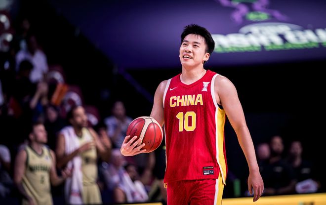 杨鸣亲承王俊杰赵维伦无法重返辽篮U22：他们低估了自身实力