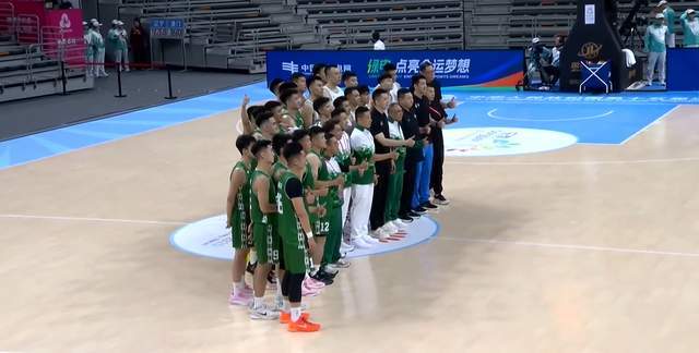 狂贏64分！遼寧真是太狠了，高詩巖15+5+9爆發(fā)，賽后一幕令人淚目