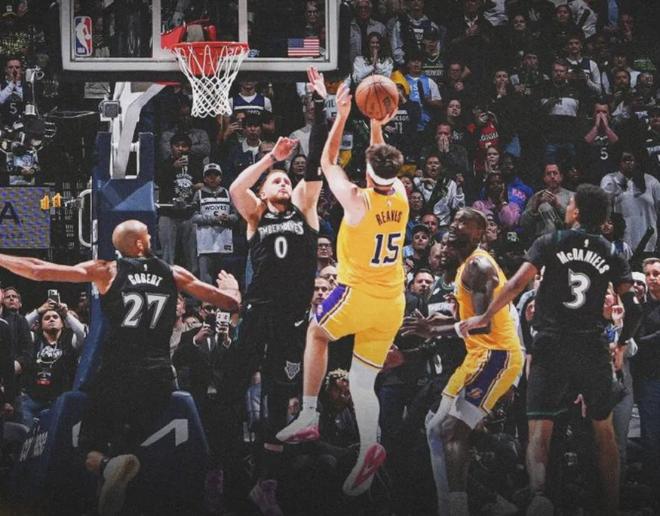 壓哨絕殺！廢柴中鋒也復活了，太牛X了！