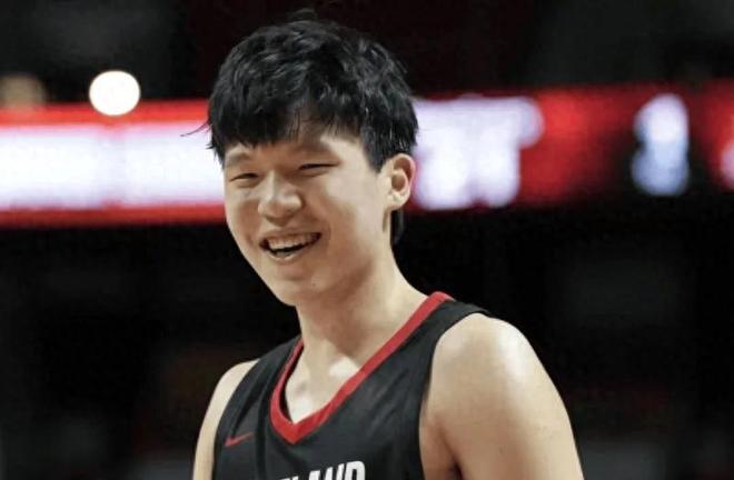 2连胜！卡登轰50+17+16，快船再这么打下去，联盟可就大结局了