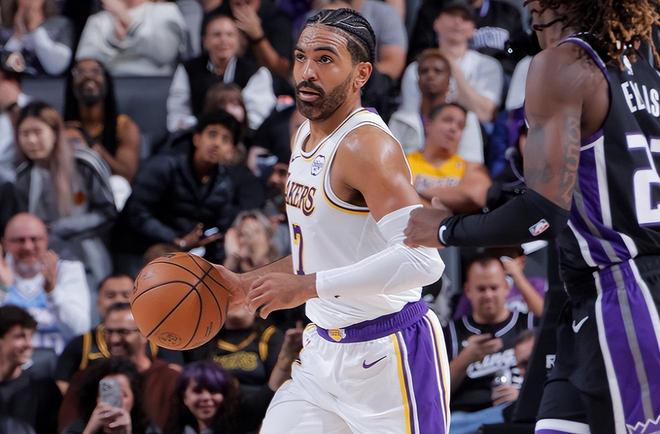 打了3場都沒找到狀態(tài)！湖人后場大將季前賽的表現(xiàn)只是曇花一現(xiàn)？