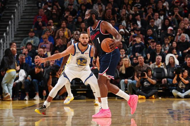 库里19+8，哈登20+4，勇士完胜快船！巴特勒暴走创队史第1神迹