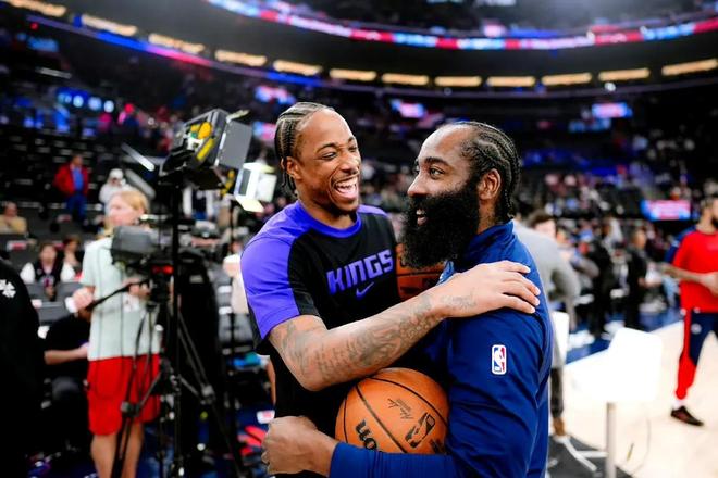 召唤哈登发小！快船欲交易德罗赞，组平均年龄33.2岁退休活动中心