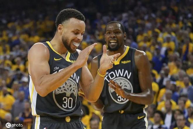 庫里:如果19年杜蘭特沒受傷 他可以獲得第三個FMVP