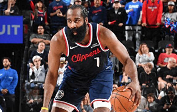 11勝1負(fù)，聯(lián)盟第一！NBA最有統(tǒng)治力的隊伍，總冠軍或許沒懸念了