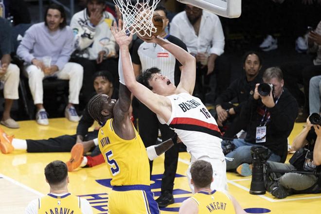 恭喜楊瀚森，恭喜開拓者，戰(zhàn)湖人前夕雙喜臨門，小楊得分或創(chuàng)新高