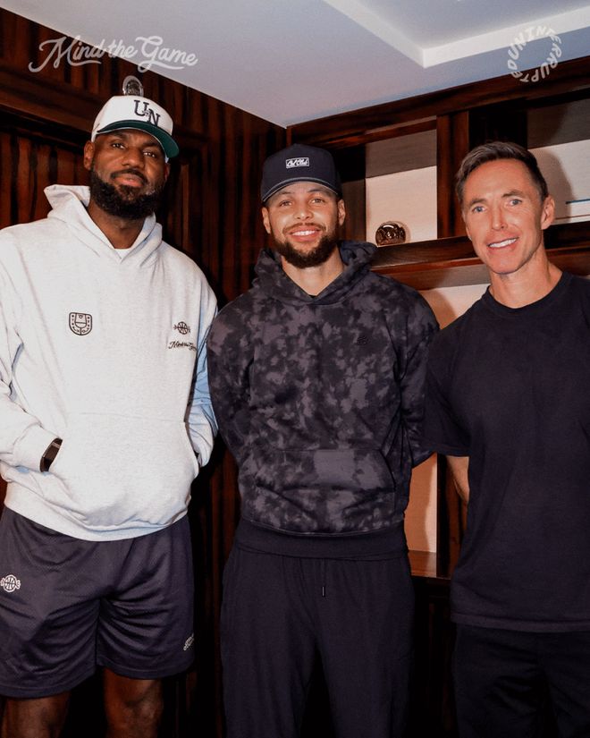 詹姆斯调侃库里毁了NBA：所有人都在投三分 一切都源于斯蒂芬