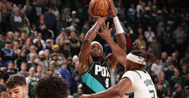 格兰特35分阿夫迪亚22+5 开拓者送雄鹿5连败