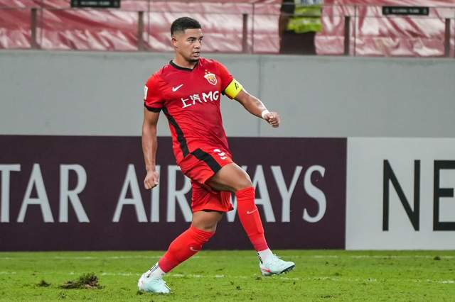 海港0-2完敗，傅歡送烏龍 陳威多次貢獻神撲 中超2隊亞冠戰(zhàn)略放棄