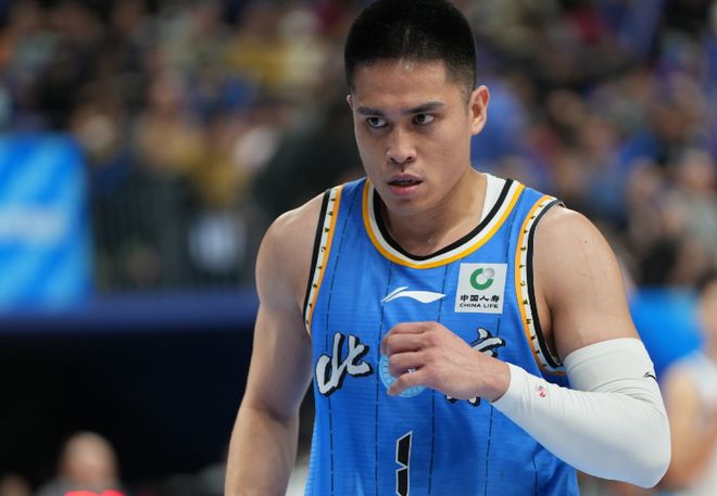 北京开局3连胜头号功臣：陈盈骏26分全场最高 近两战55分爆发
