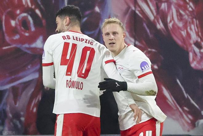 德甲最新積分戰(zhàn)報(bào) 勒沃庫(kù)森逆轉(zhuǎn)萊比錫贏爭(zhēng)3大戰(zhàn) 差榜首拜仁9分