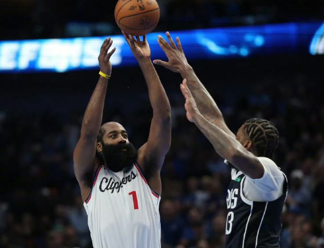 出場51分鐘，41分14籃板11助攻，哈登為了快船真的燃盡自己！