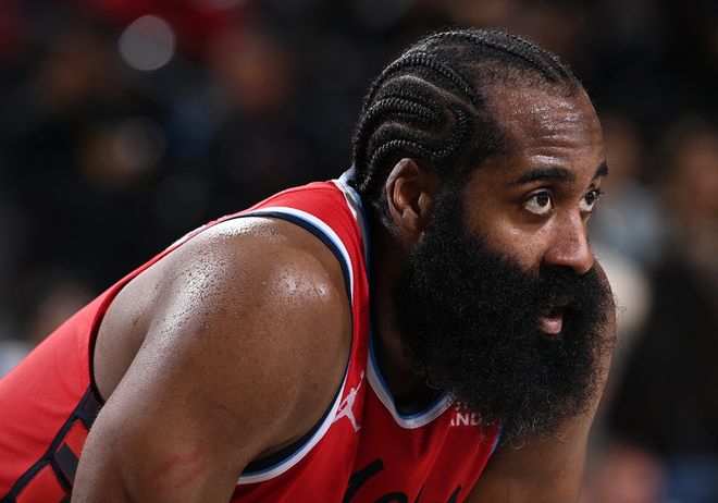 就在今天，36歲哈登超越伯德，書寫屬于自己的NBA歷史第一紀錄