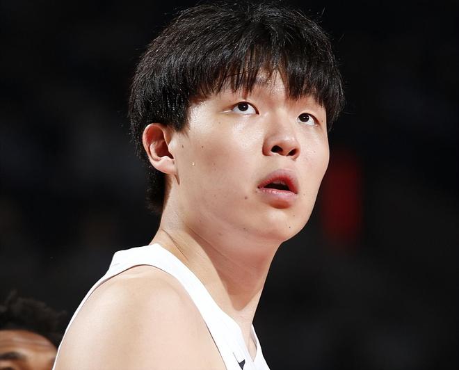 官宣！开拓者下放杨瀚森，G联盟首秀时间确定，老詹不会给他上课