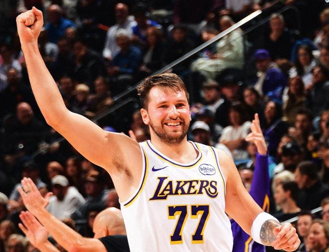 414分助攻107次，东契奇成NBA首位12场得分400+助攻100+球员