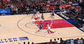 送走兩位全明星，公牛成了東部第一