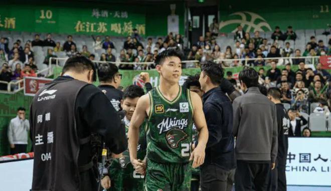 CBA季后赛本土球员得分排行榜！林葳第1，赵继伟第2，他竟排第3