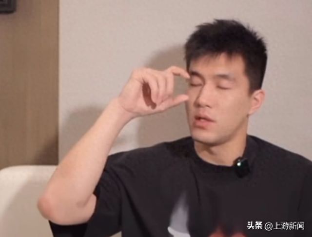 郭艾伦说眼睛没啥事了，回忆手术过程“真的很煎熬”