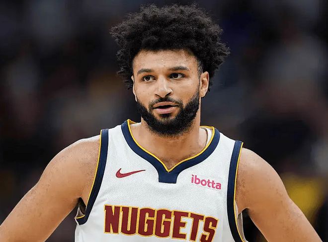 NBA今日里程碑：字母哥30+20+13+2+2前无古人，穆雷1罚43分超乔丹