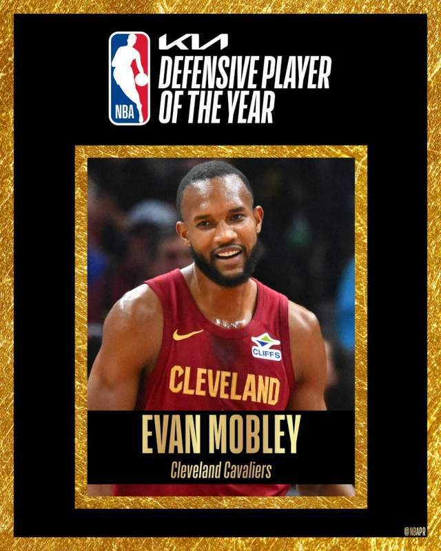 疯狂一夜！莫布里当选DPOY，湖人出征明尼苏达，夺冠概率更新